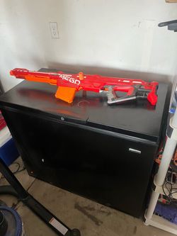 Nerf Mega Blaster with Magazine n strike