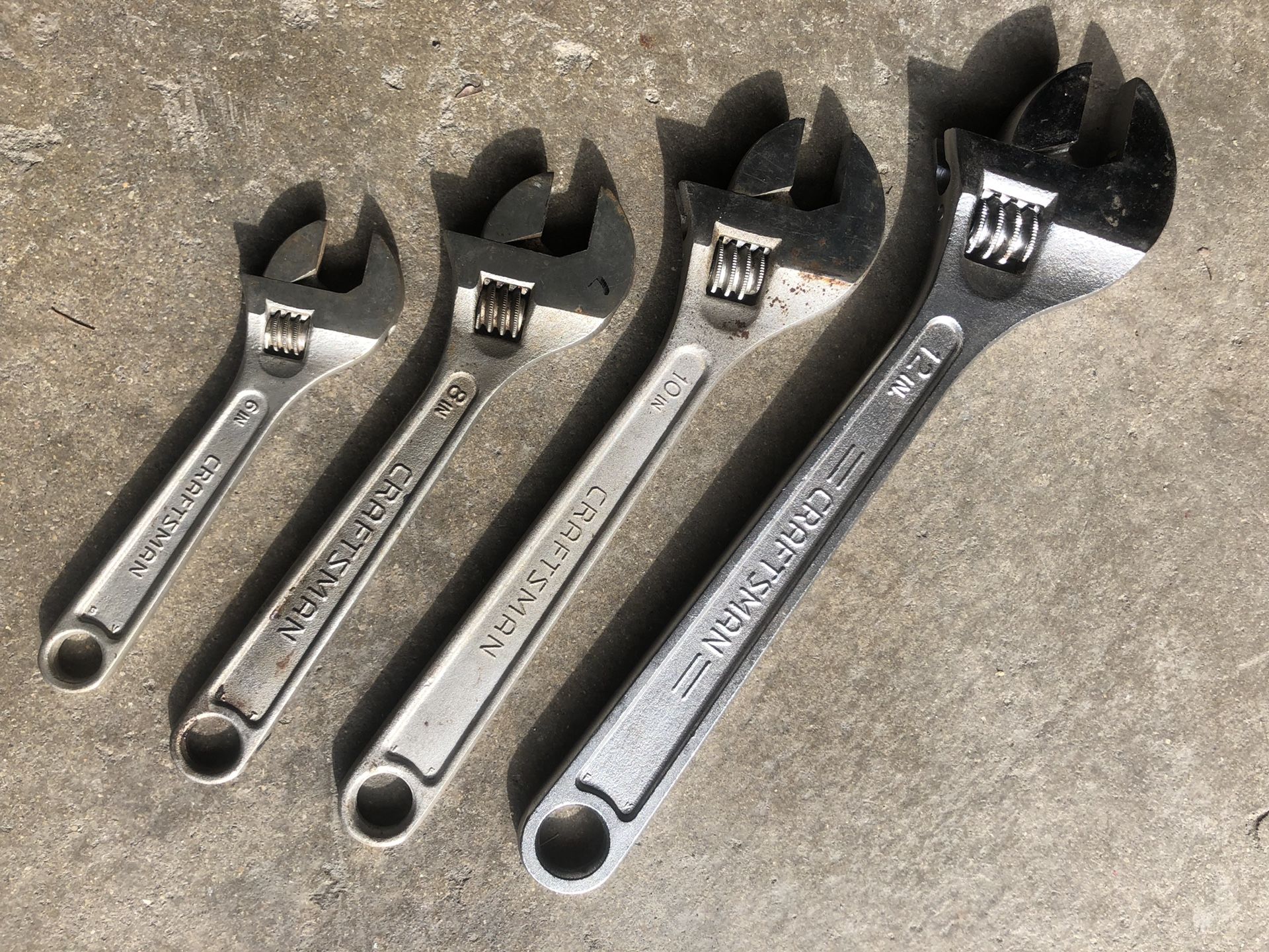 Craftsman 4 pc adjustable wrench set..