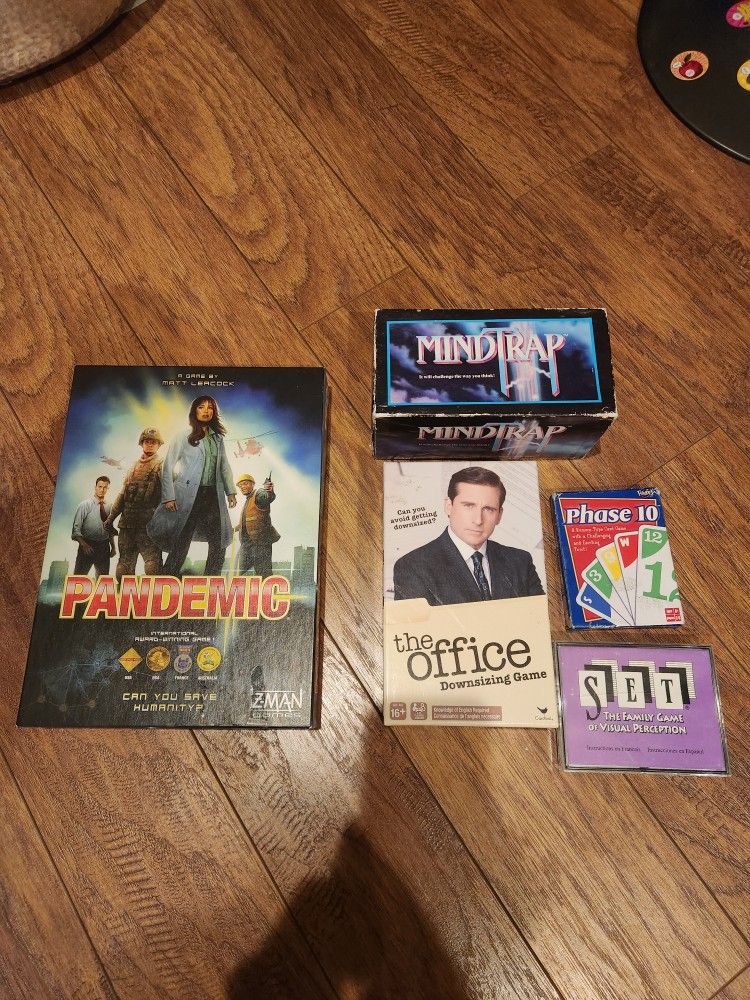 Board game lot
