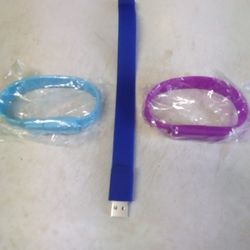 Brand New Rubber Bracelet Flash Drives, 32 GB! L👀k... 😱