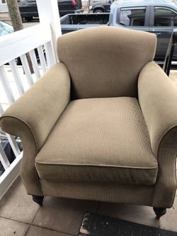 Vintage Restoration Hardware Diplomat Club Sofa Chair - Timeless Elegance