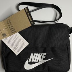 Nike Black Crossbody Bag 9" L x 2" Wx6"H 