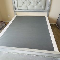 Queen Bed