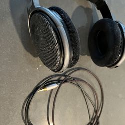 Sennheiser HD650 Open back Headphones