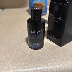 Dior Sauvage Eau De Parfum