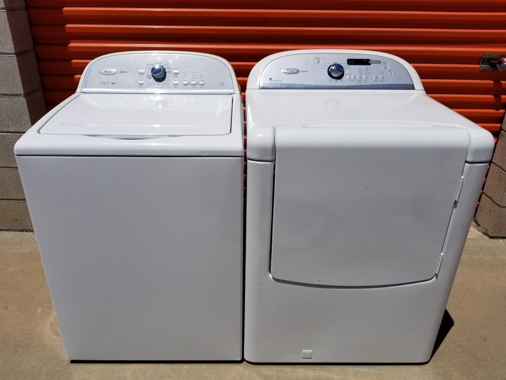 Very Beautiful & Like New!!!, Newer, High Efficiency, Whirlpool Cabrio Washer and Gas Dryer (Matching Set!!)