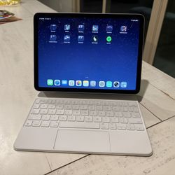 iPad Air M3 11” + Magic Keyboard + Case – Apple Pencil Pro optional