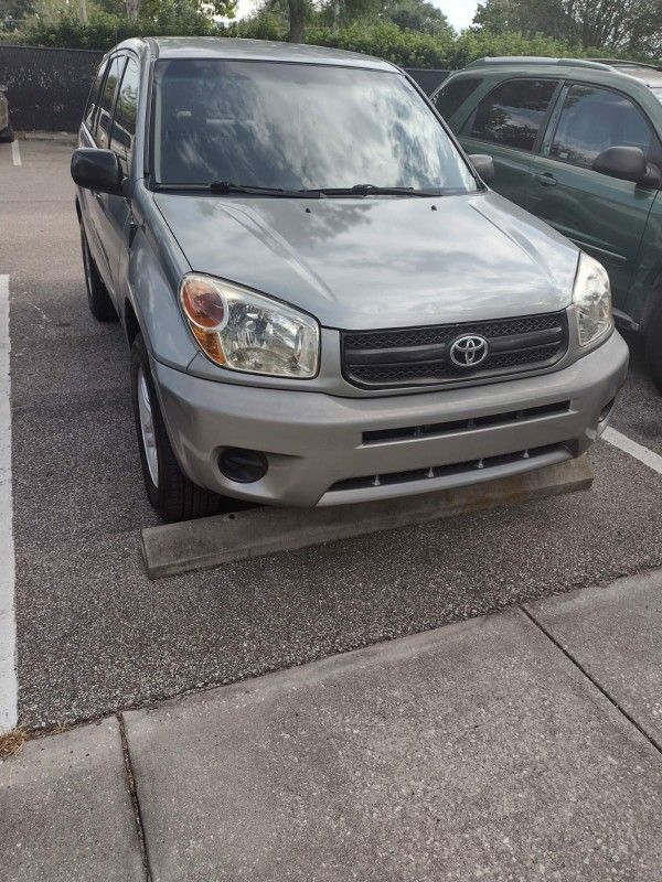 2004 Toyota Rav4. 181,000 MILES...