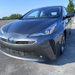 Toyota Prius 2020 XLE 