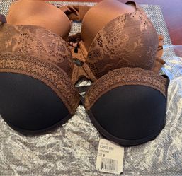 Set Of 3 Bras Size 32B