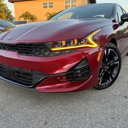 2021 KIA K5 GT- LINE