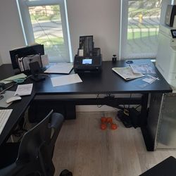 Office Desk