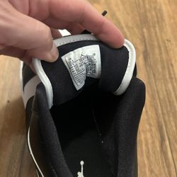 Jordan 1 Low Orcas Black/White Size 10.5 
