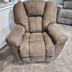 Rocker/Recliner 