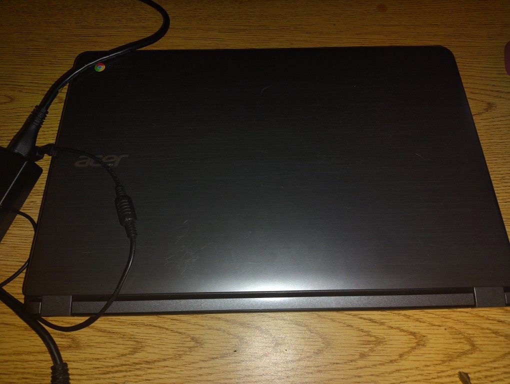 Chromebook Computer