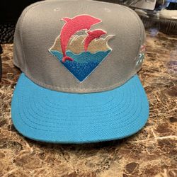 HATS 🧢 Snap backs one strap back