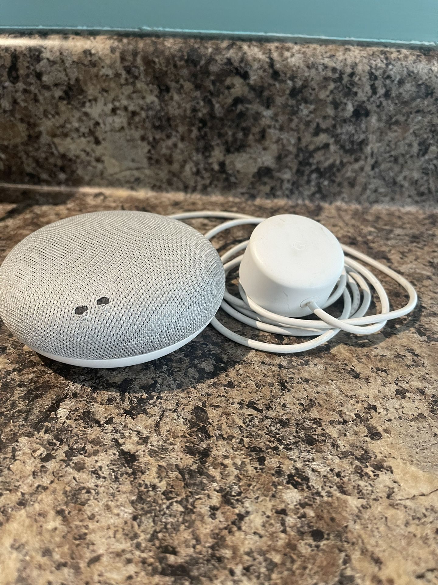 Google Home Mini