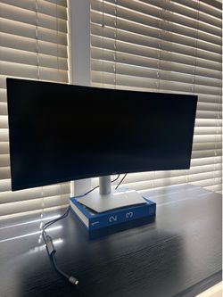 Dell 34" Class Curved Screen LCD Monitor