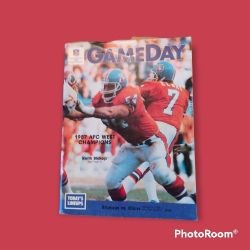 Broncos Official Game Day Magazine 