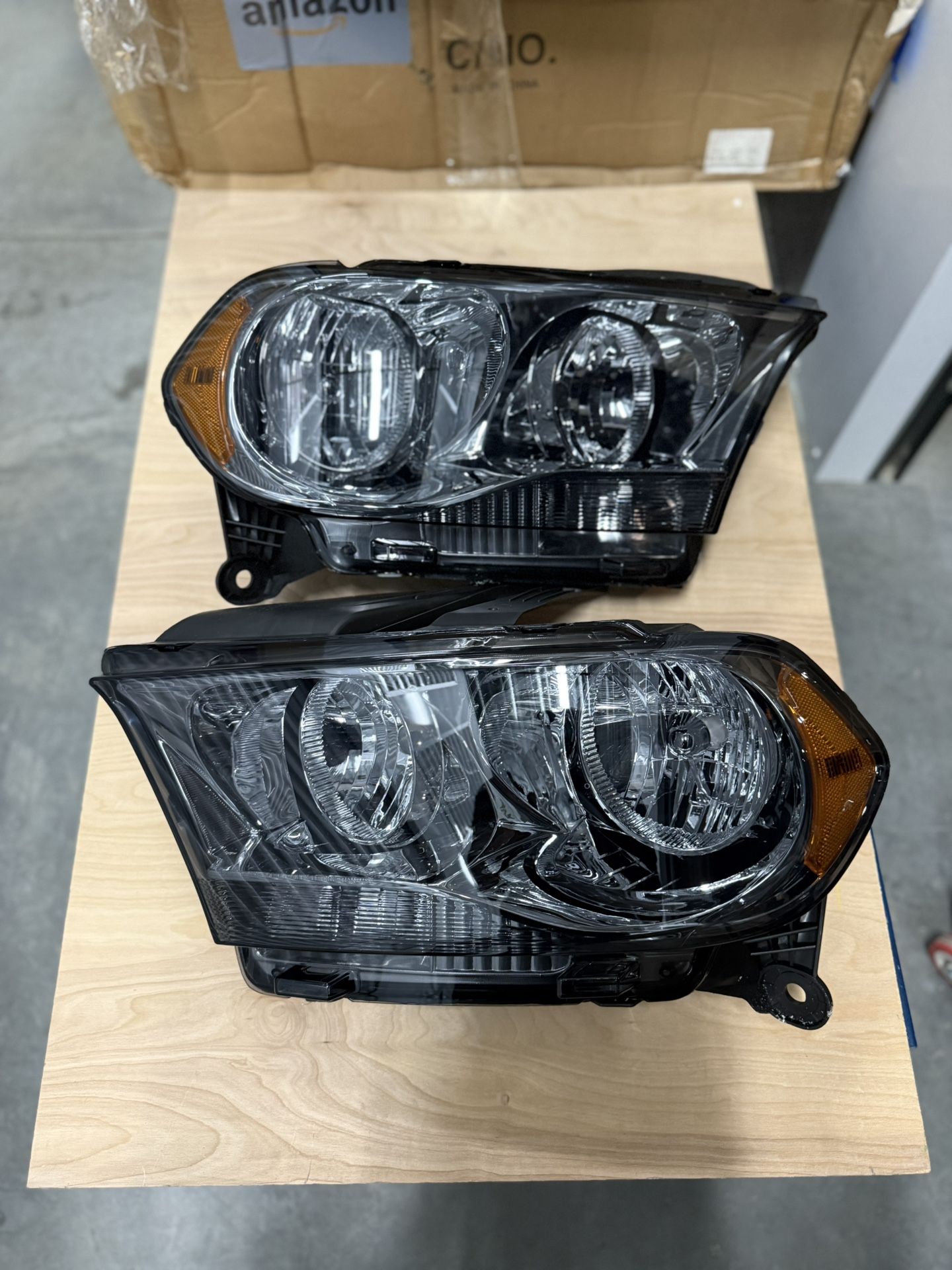 11-13 Dodge Durango Headlights Smoked Lens With Amber Corners Luces Aumadas
