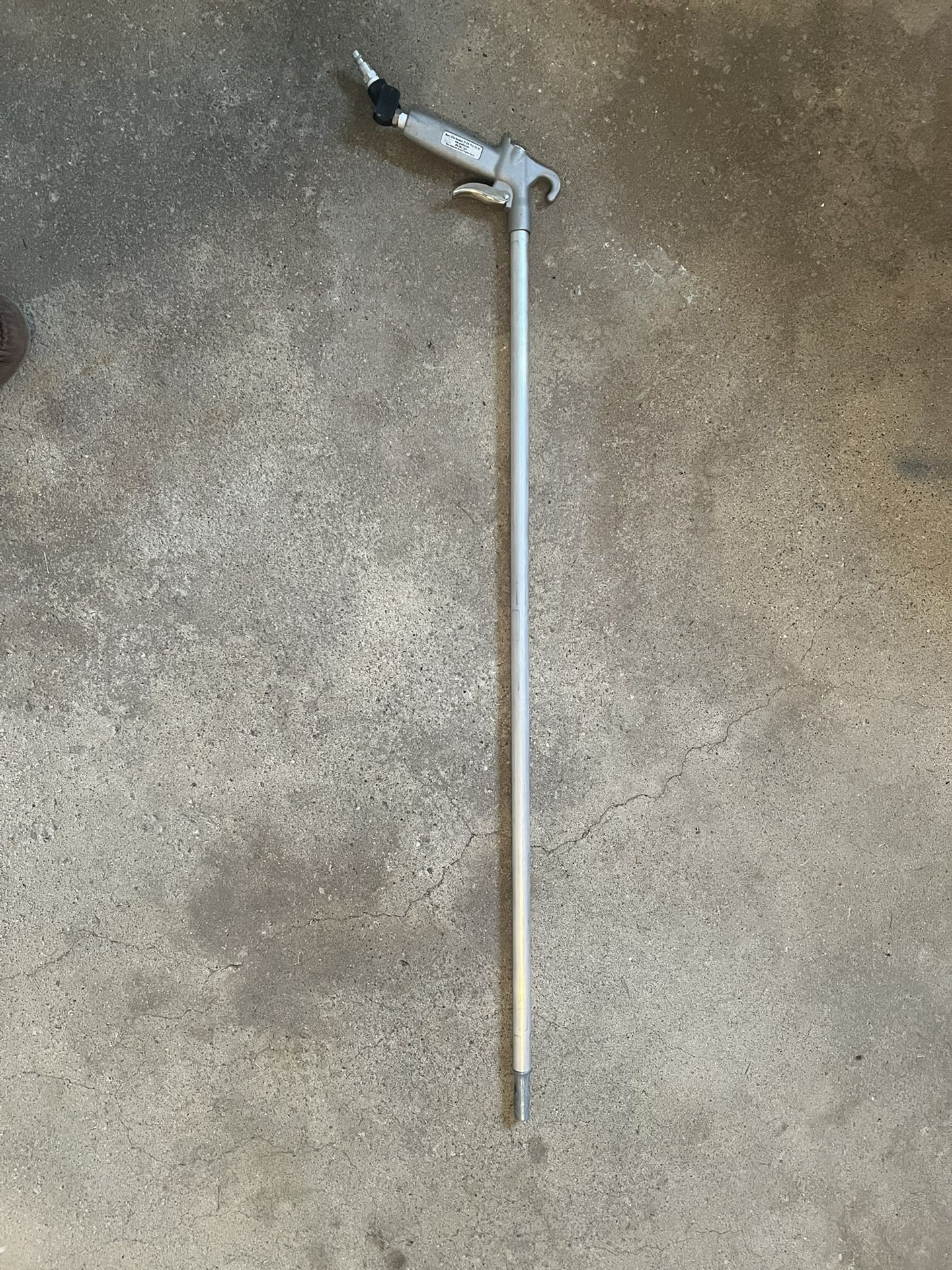 36” Guardair Extended blowgun with Dynaswivel Attachment 1/4” Nipple