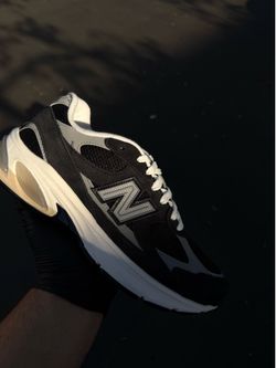 New Balance 2010 Black & Grey