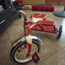 Triciclo Radio Flyer