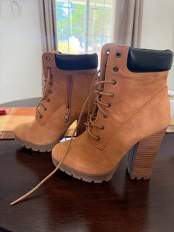 Tan Suede High Heel Lace-Up Combat Ankle Boots – Women’s Size 7
