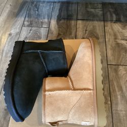 Uggs Women Mini Classic