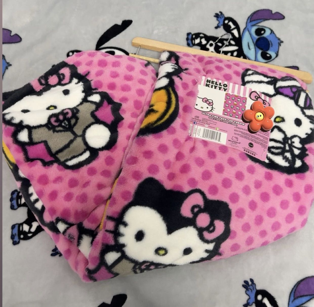 Hello Kitty Blanket