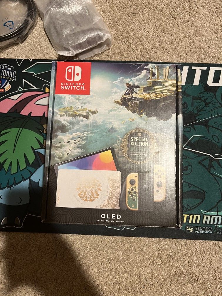 Nintendo Switch OLED Zelda Edition 