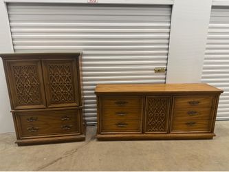 Wooden set of 2 Dressers