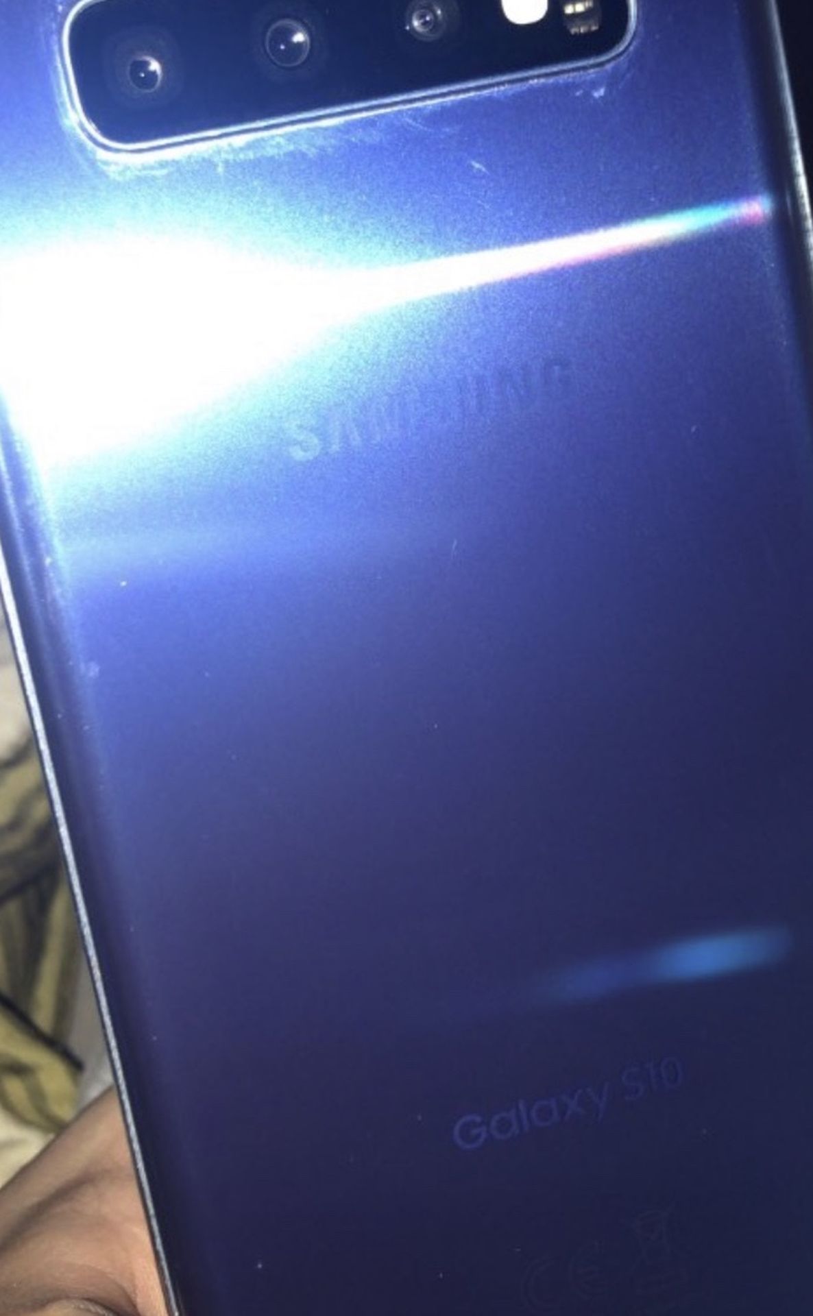 Samsung Galaxy S10 (FACTORY UNLOCKED)
