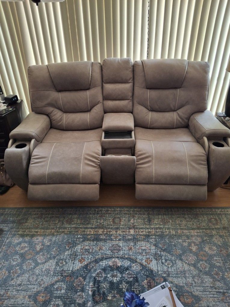 SOFA & LOVE SEAT