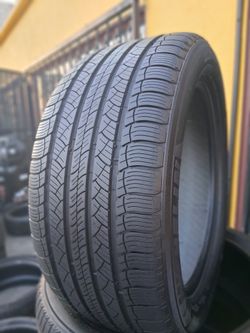 PORSHE TIRE 255-50R19(103 V) MICHELIN LATITUDE TOUR HP. NO TREAD 95% $160.00 Install