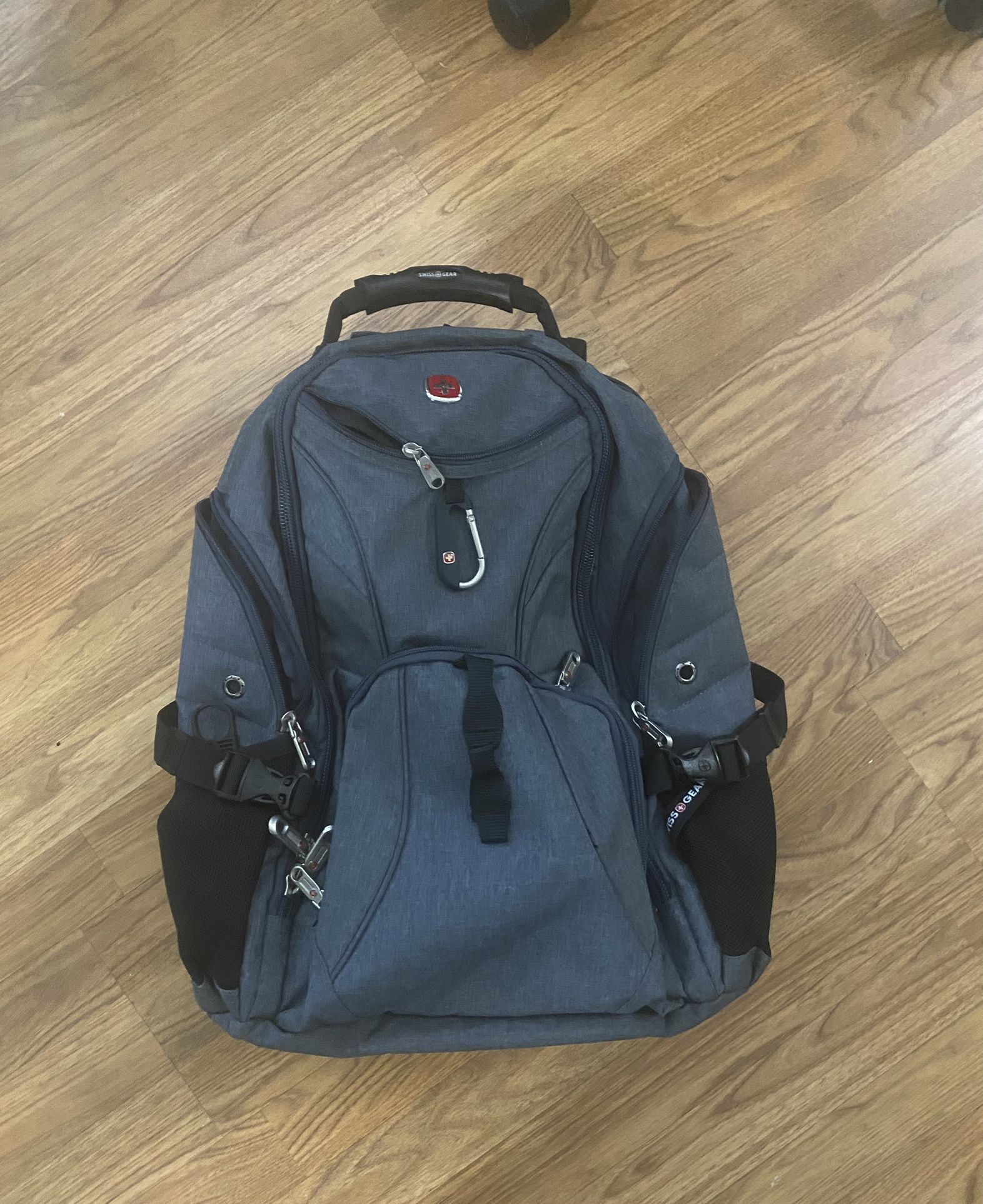 SwissGear 5977 ScanSmart Laptop Backpack, Grey, 17-Inch for sale 