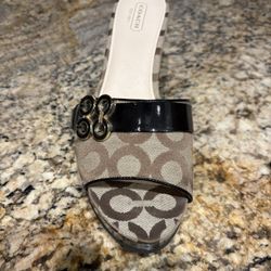 Women’s NEW Coach Shoes Size 9