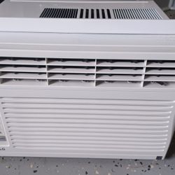 LG Air Conditoner with Window Mount