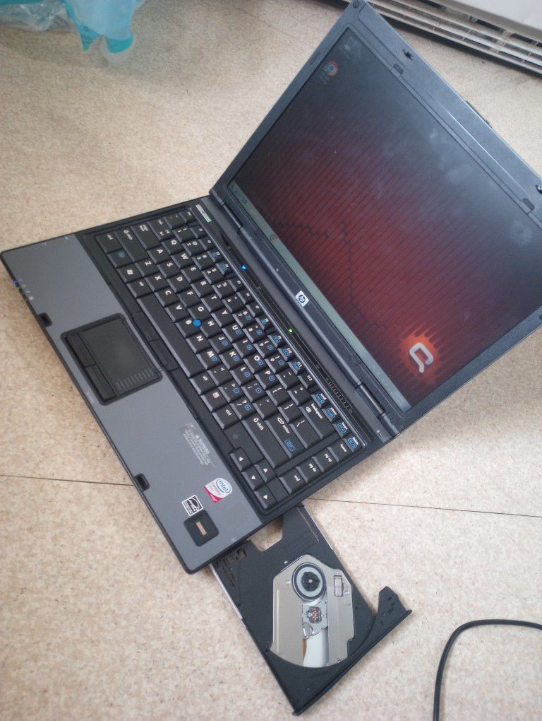 HP Compaq 6910p 300GB HDD 1GB Ram Laptop