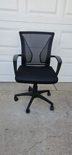 **Mesh Office Chair**