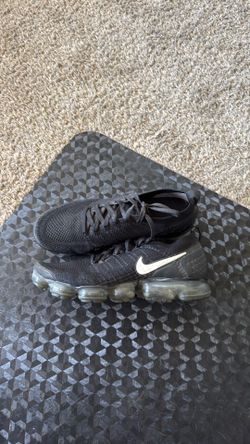 Nike vapor max size 12