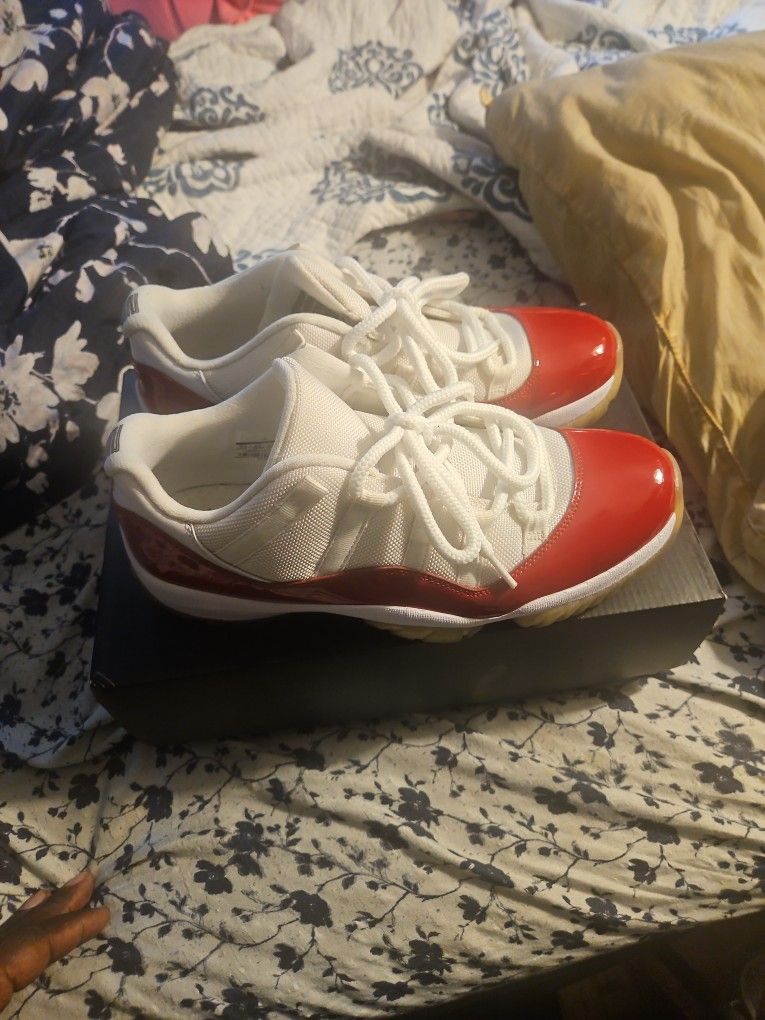 Sneakers ...jordan