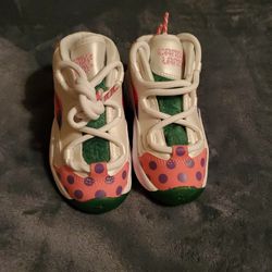 Reebok Question Iverson's Candyland Edition Size 9 Toddler