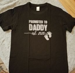 Pregnancy announcement shirt S/M