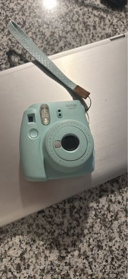 Fujifilm Instax Mini 9 Instant Camera
