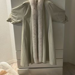 FOX/LEATHER COAT