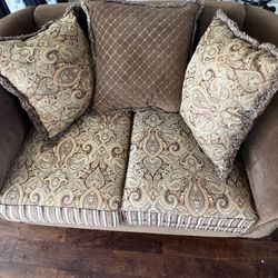 Sofa Set ( 3 Pieces) Covers Not Included 