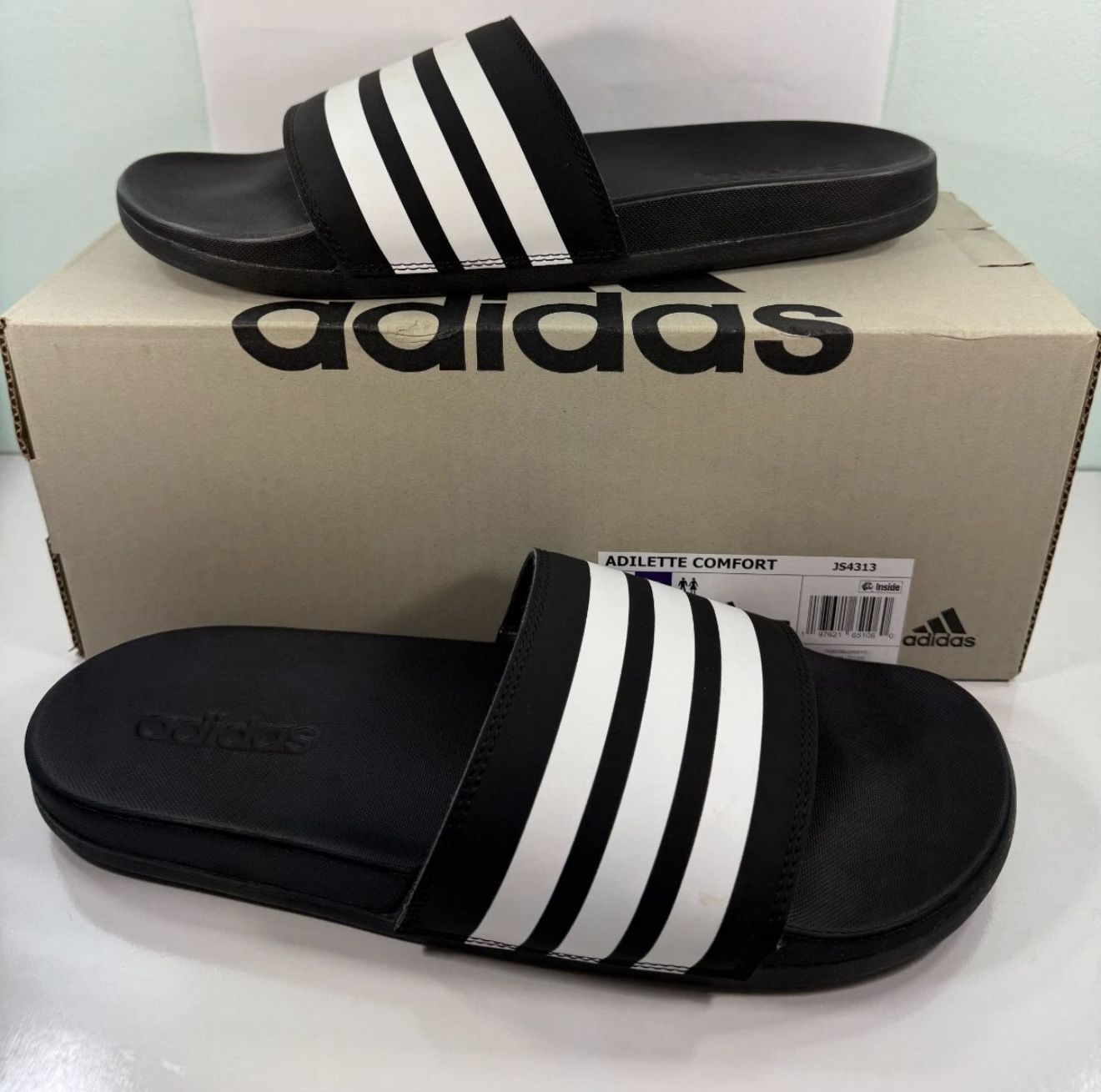New Adidas Slide Adilette comfort - men’s size 12/ women’s size 13