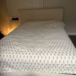 Queen Bed - Bed frame and Mattress