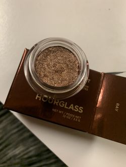 Hourglass glitter eyeshadow